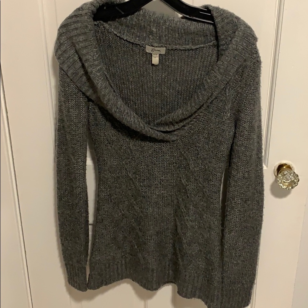 Guess sweater